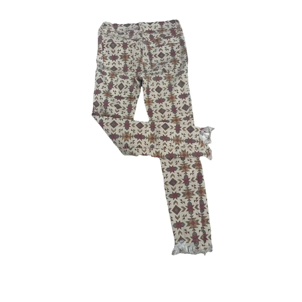 Free People Wild Child We The Free Women Skinny Jeans Aztec Print Boho Sz 27 EUC - Picture 6 of 7